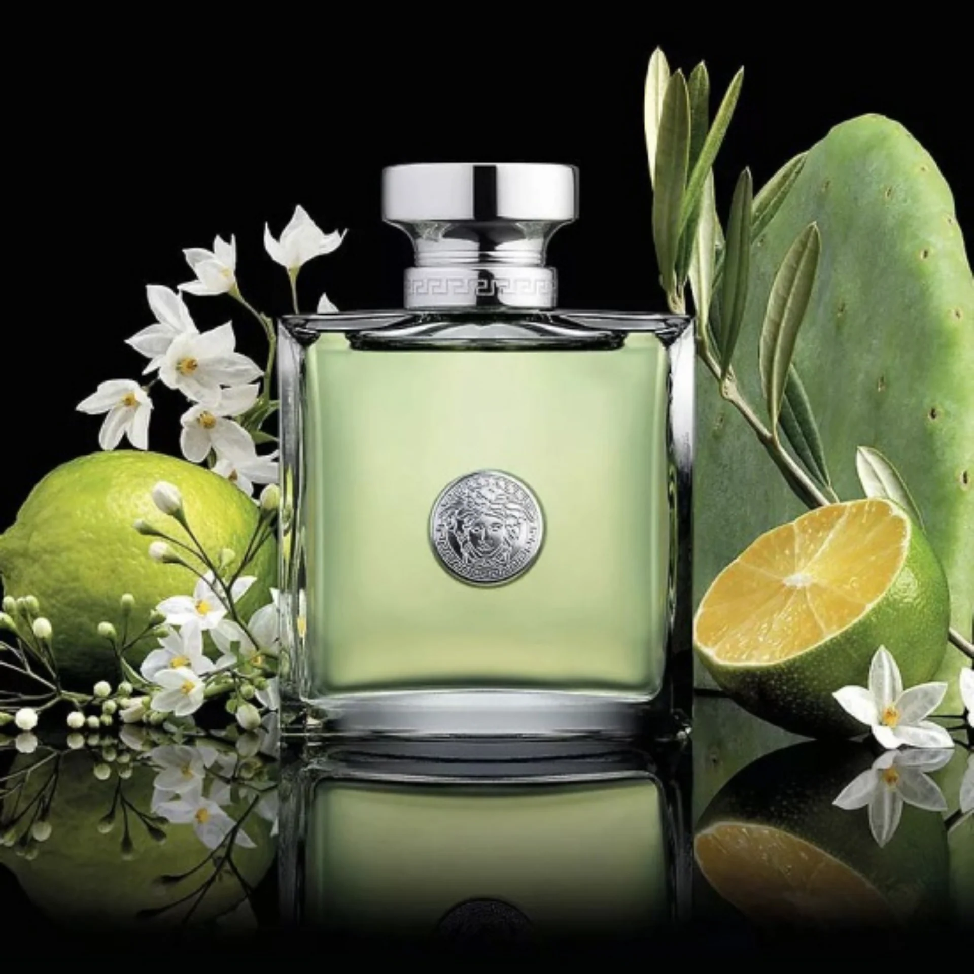 Versense Eau de Toilette by Versace - Image 3